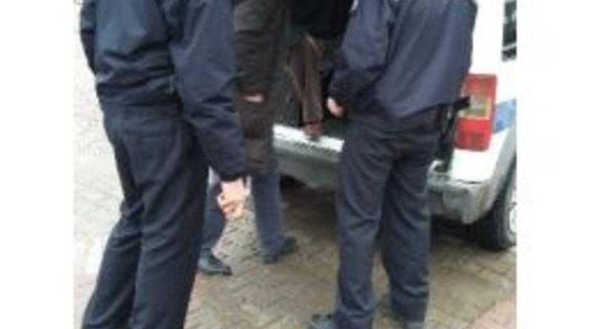 Hasta Yakınları Doktoru Darp Etti İddiası