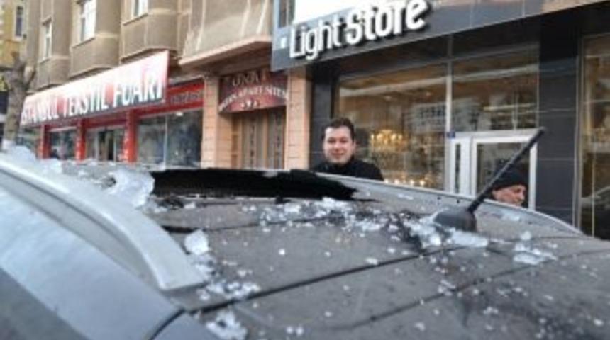 &Ccedil;atılardaki Buz K&uuml;tleleri Tehlike Sa&ccedil;maya Devam Ediyor