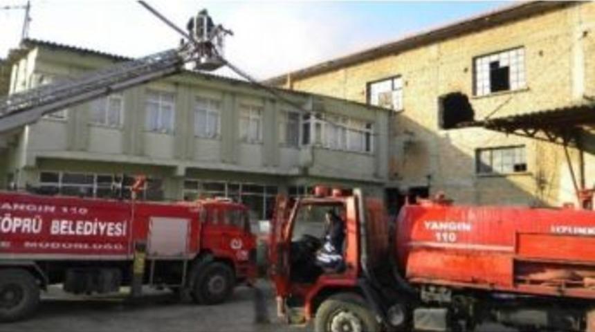 Uzunk&ouml;pr&uuml; İtfaiyesinin Başı Dertte