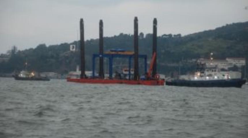 Zonguldak'ta Kıyıya Vuran Duba Kurtarıldı