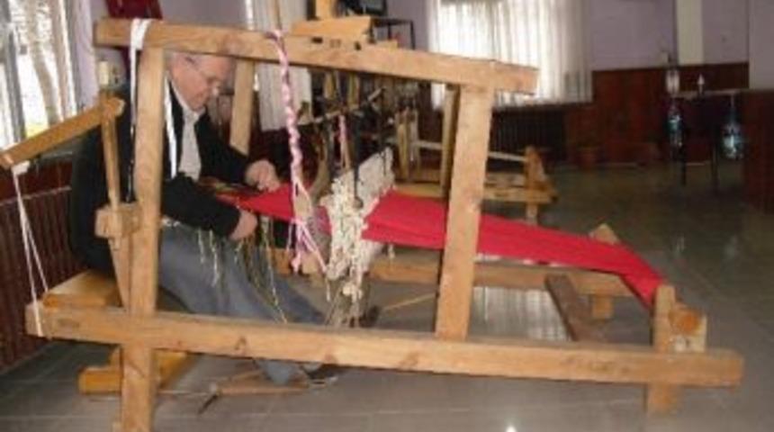 Muratlı'nın Unutulmaya Y&uuml;z Tutmuş El Sanatlarını Canlandırdılar