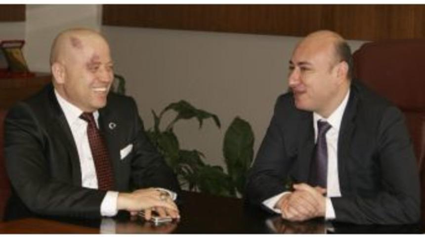 Ak Parti&rsquo;nin Efeler Adayı Pekg&uuml;zel&rsquo;den Ayto&rsquo;ya Ziyaret