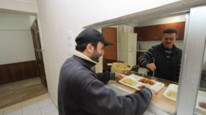 Soğuk Kış G&uuml;nlerinde Kimse Sokakta Kalmayacak