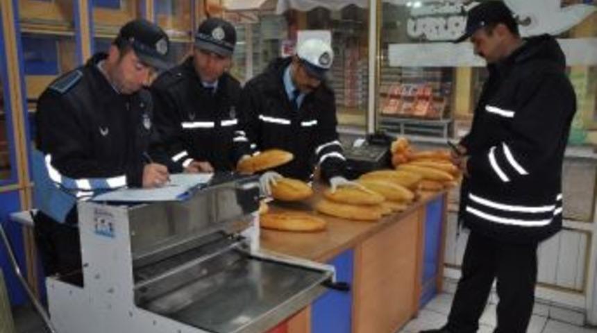 Tosya'da Zabıta Ekmek Gramaj Kontrol&uuml; Yaptı