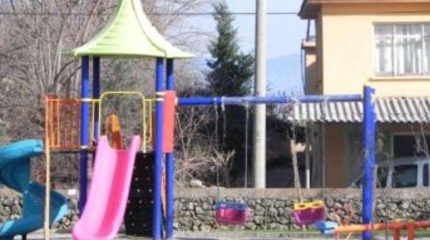 D&ouml;şemealtı&rsquo;nda K&ouml;ylere Hizmet Devam Ediyor