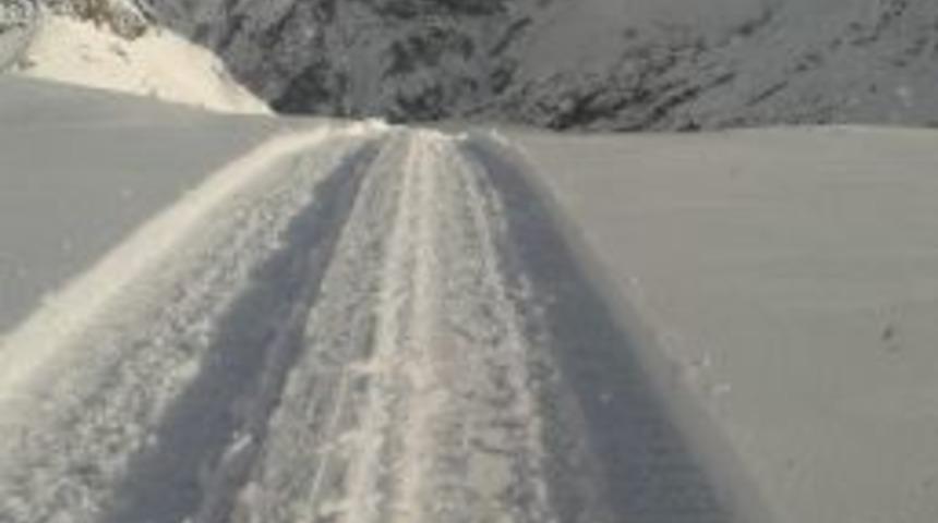 Vedaş Ekiplerinden Zorlu Mesai