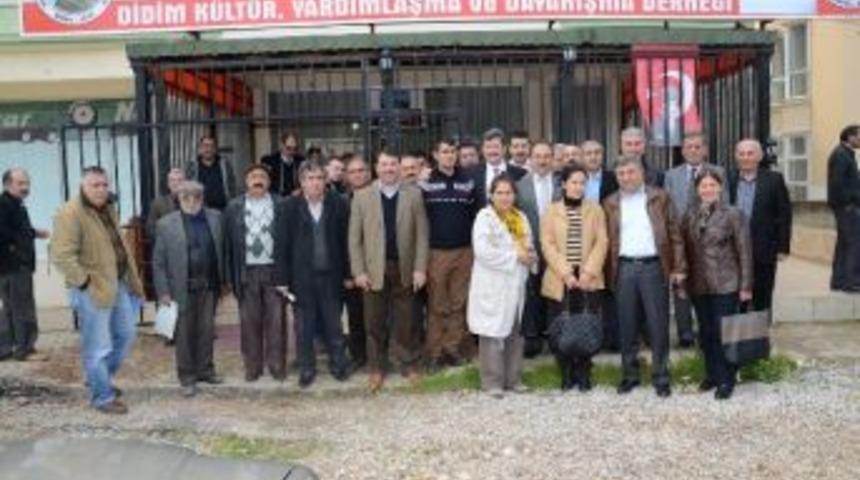 Ak Parti'li D&ouml;ver&rsquo;den Kars Ardahan Ve Iğdır İlleri Derneğine Ziyaret