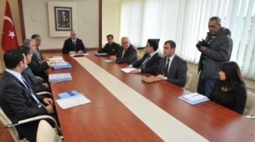 Uşak&rsquo;ta Se&ccedil;im G&uuml;venliği Bilgilendirme Toplantısı Ger&ccedil;ekleşti