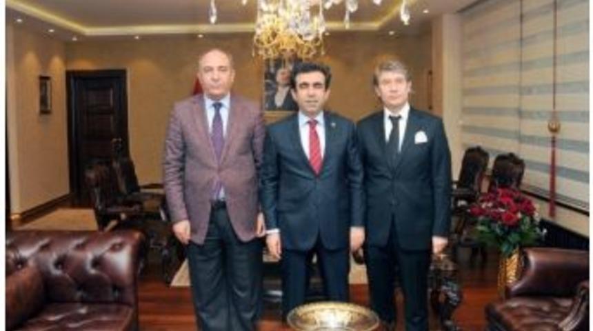 Vali G&uuml;zeloğlu&rsquo;dan Takıma Destek &Ccedil;ağrısı