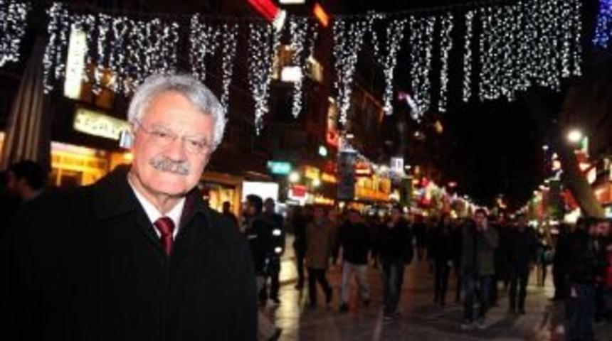 Başkan Tanık, Gece G&uuml;nd&uuml;z Vatandaşların Arasında