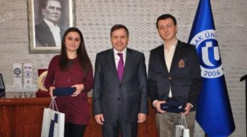 Uşak &Uuml;niversitesi &Ouml;ğrencileri T&uuml;bitak Proje Desteği Kazandı