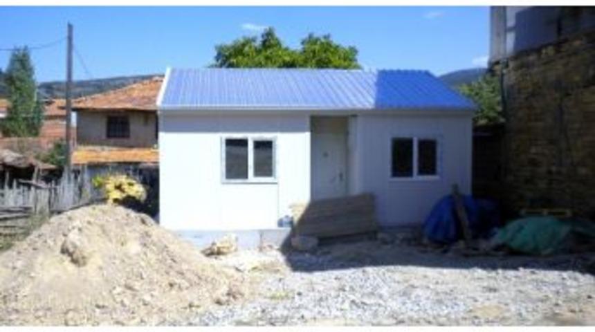 Gediz&rsquo;de 90 Kişiye Barınma Yardımı