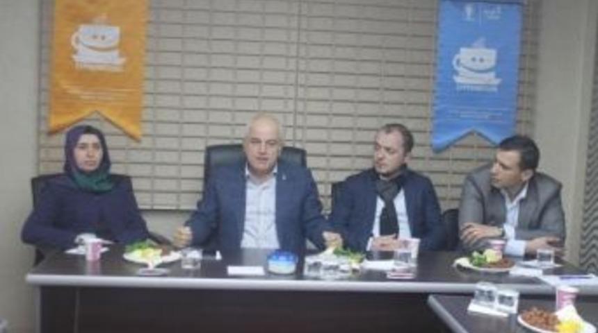 Ak Parti Bilecik Gen&ccedil;lik Kolları Haftalık &Ccedil;ay Sohbetleri