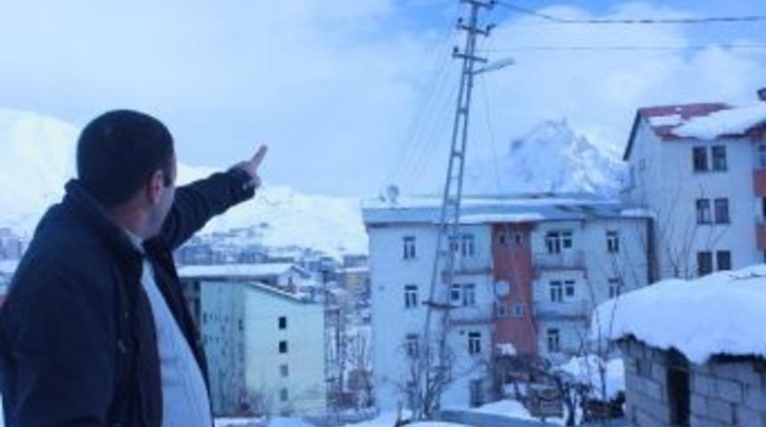 Kopuk Elektrik Teli Tehlike Sa&ccedil;ıyor