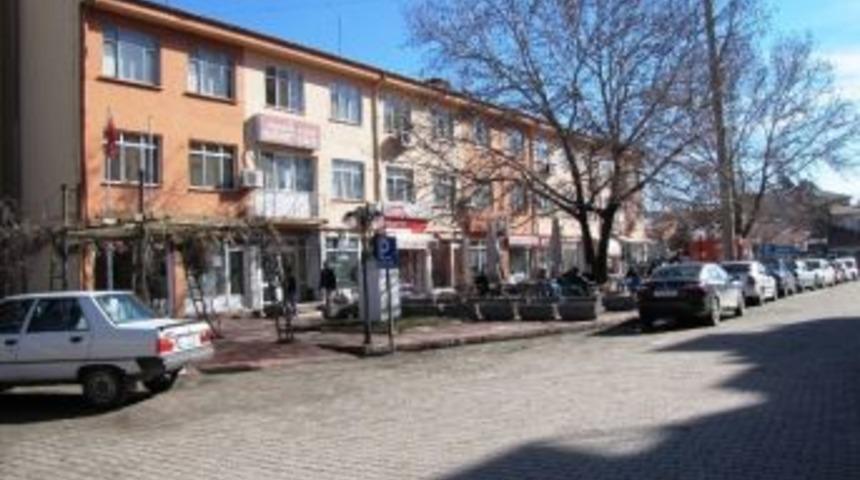 Hisarcık Merkez N&uuml;fusu 247 Kişi Arttı, Genel N&uuml;fusu 12 Kişi Azaldı