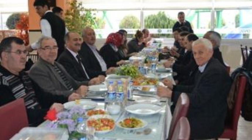 Kula'da Engeller "engelsiz Kula Projesi" İle Aşıldı