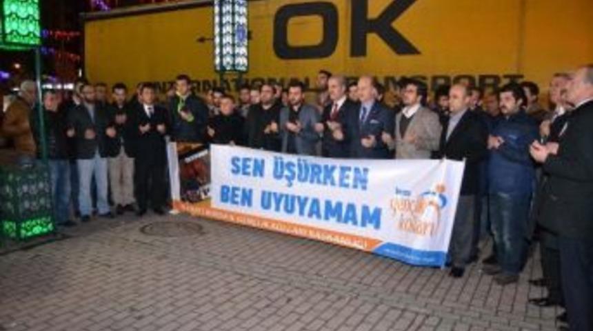 Ak Partili Gen&ccedil;lerden Suriyeli M&uuml;ltecilere Yardım Tır&rsquo;ı