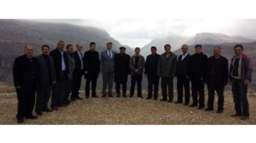 &Ouml;zt&uuml;rk, Se&ccedil;im Ziyaretlerini S&uuml;rd&uuml;r&uuml;yor