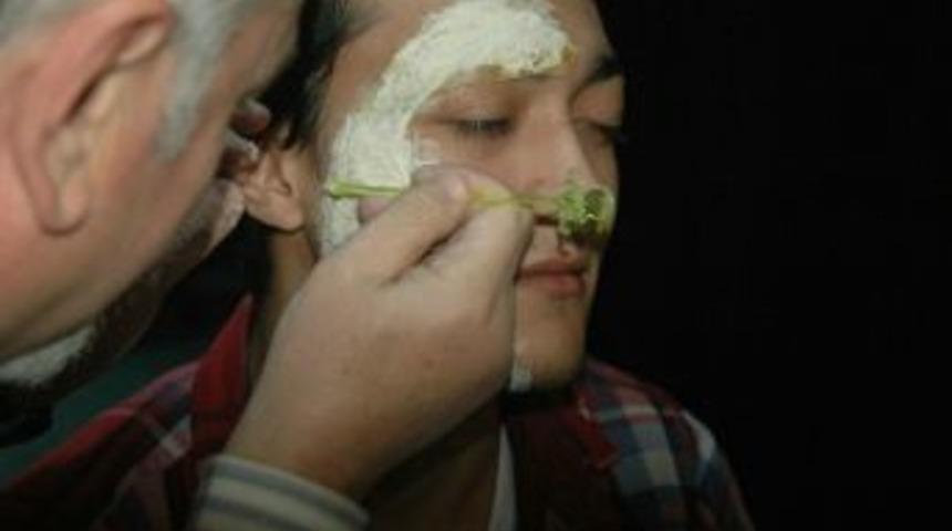 G&ouml;steri Ve Sahne Sanatları&rsquo;nda Sahne Makyajı At&ouml;lyesi