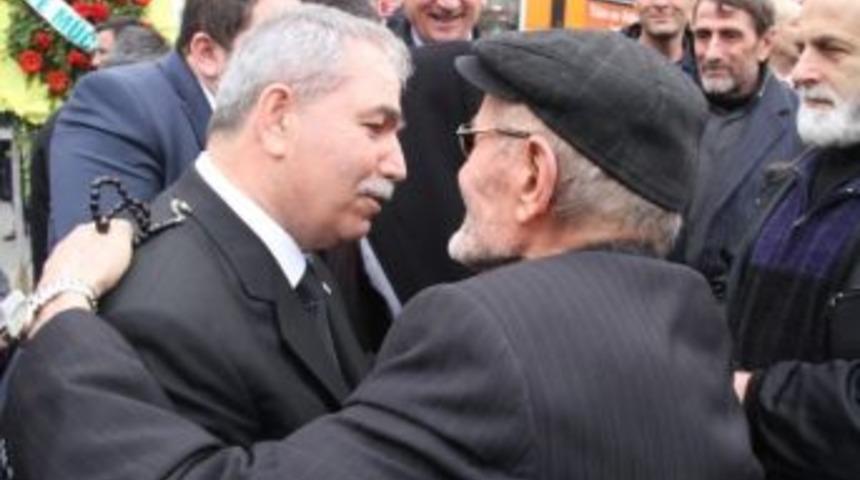 Başkan Demirtaş Cadde Esnafını Ziyaret Etti