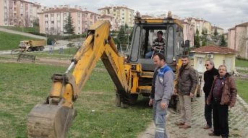 Daha Se&ccedil;ilmeden Muhtar Gibi &Ccedil;alışmaya Başladı