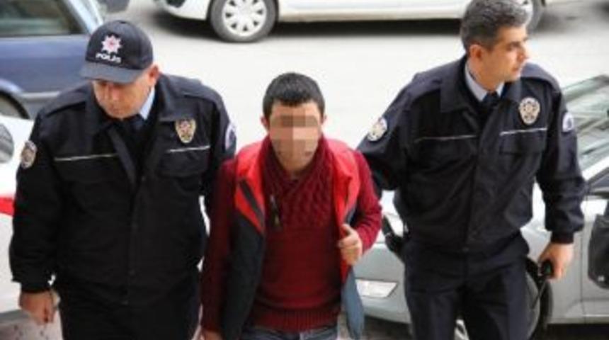 Bı&ccedil;akla Yaralama Zanlısı Adliyede