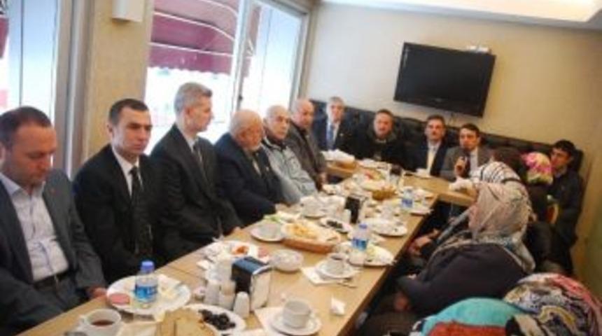 Gemlik Belediyesi&rsquo;nden Şehit Aileleri Ve Gazilere Kahvaltı