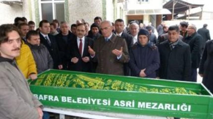 Kazada Hayatını Kaybeden Esnaf Defnedildi