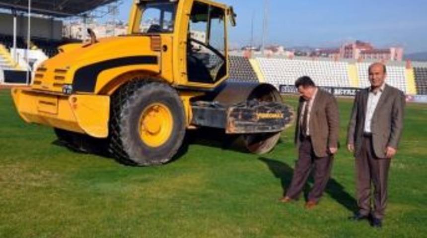 Adnan Menderes Stadı Ma&ccedil;lara Hazır