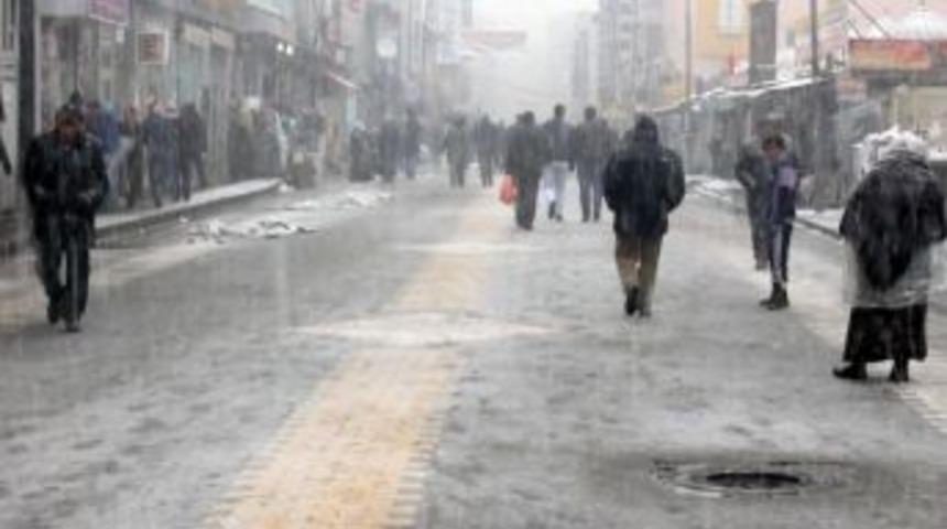 Ağrı&rsquo;da Kar Sevinci