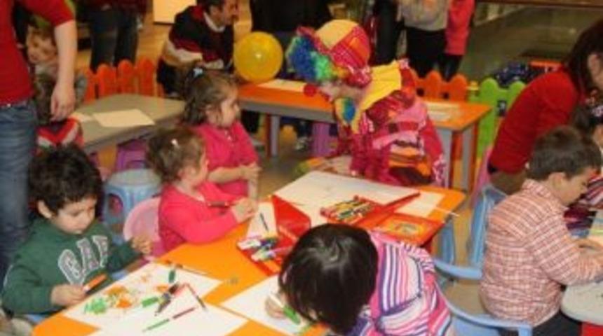 Demirpark Avm'den 's&ouml;mestr' Eğlencesi