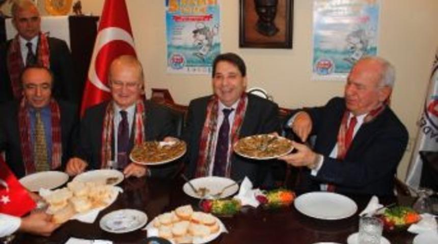 İzmirliler Bu Pazar Hamsiye Doyacak