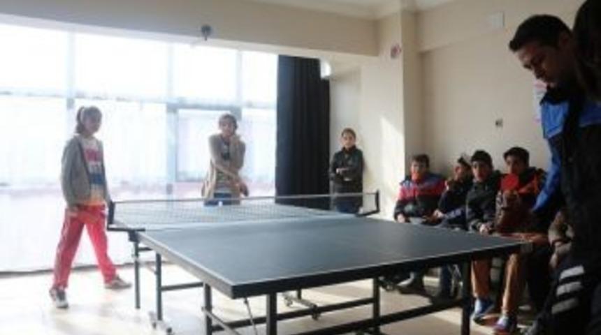 Kaymakam Daştan&rsquo;dan Gen&ccedil;lik Merkezine Ziyaret