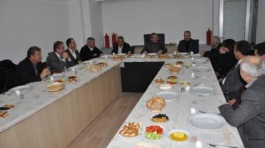 Başkan Vergili, Se&ccedil;im Gezilerini S&uuml;rd&uuml;r&uuml;yor