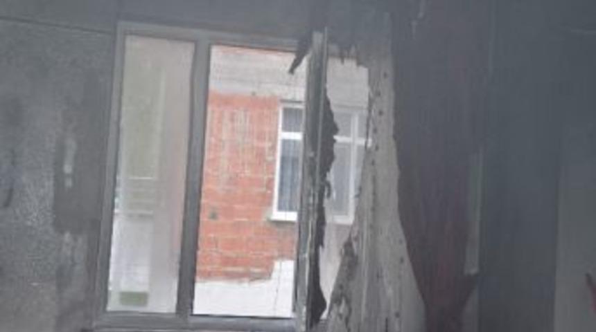 Ev Yangını Korkuttu