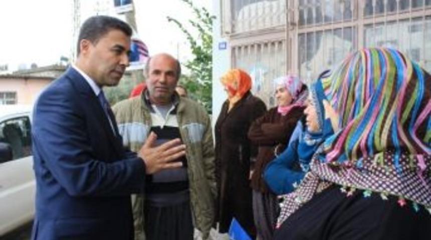 Ak Parti Adayı Sever Se&ccedil;im Gezilerini S&uuml;rd&uuml;r&uuml;yor