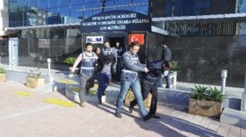 Antalya'da Uyuşturucu Operasyonu