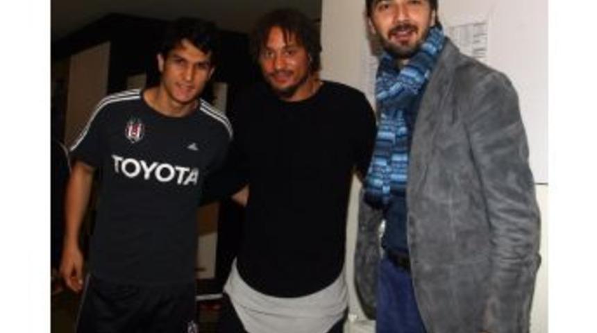 Jones, Beşiktaş Tesislerini Gezdi