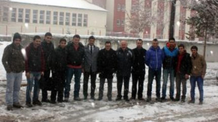 Ağrı&rsquo;da Hakemlere Eğitim Semineri