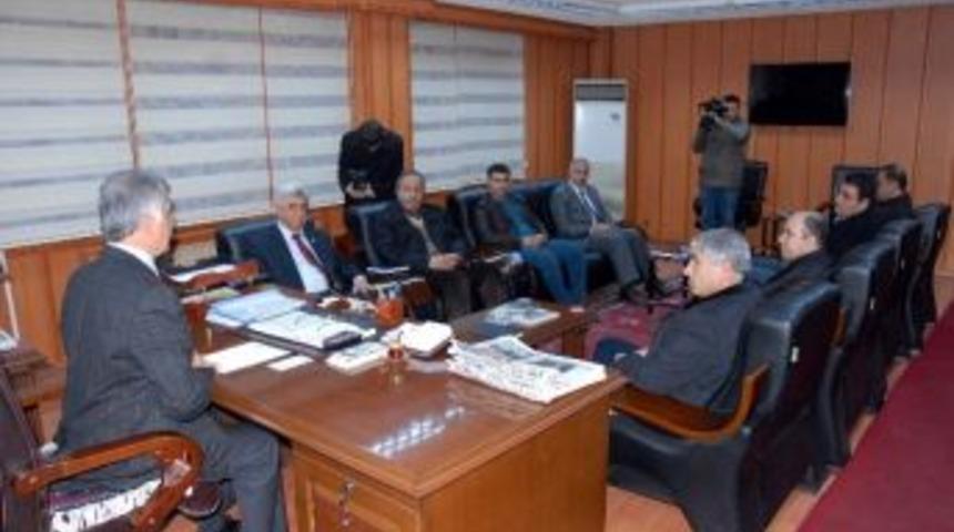 İnsanı Yardım Platformu&rsquo;ndan Başkan B&uuml;y&uuml;kaslan&rsquo;a Ziyaret