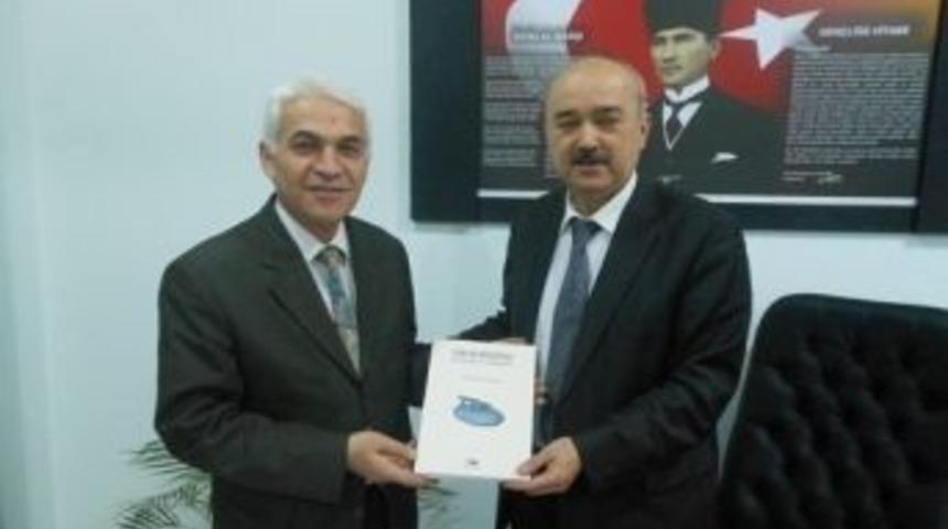 Şube M&uuml;d&uuml;r&uuml;nden &Ccedil;aycuma Monografyasını Anlatan Kitap