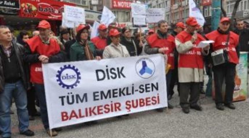 Emeklilerden Maaş Protestosu