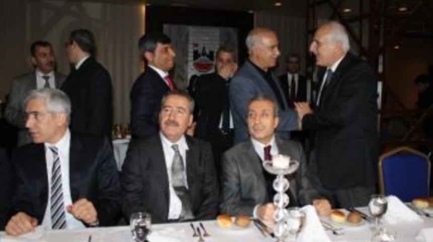 Bakan Eker: &ldquo;en Fazla G&ouml;zyaşı Diyarbakır&rsquo;da D&ouml;k&uuml;ld&uuml;&rdquo;