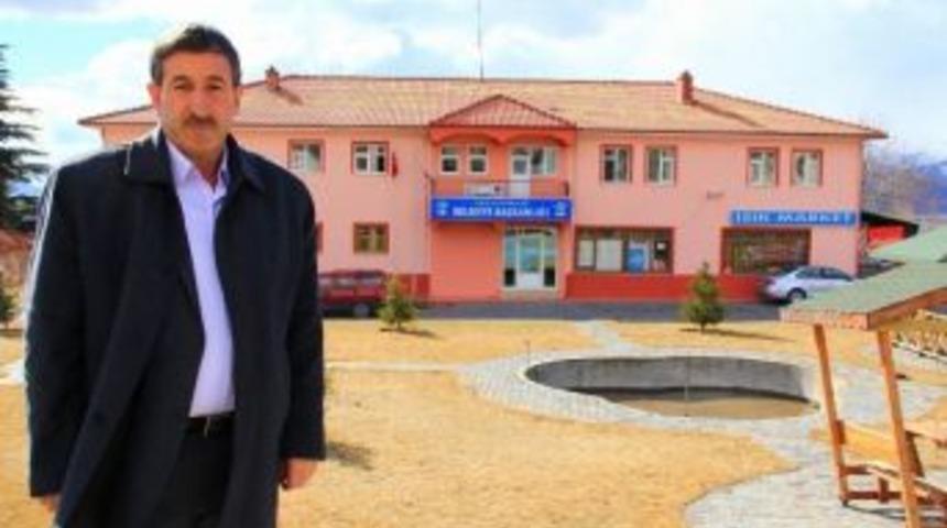 Başkan S&uuml;zen Belediye &Ccedil;alışmalarını Değerlendirdi