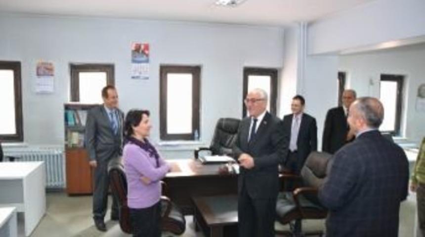 Karakaya Se&ccedil;im Ziyaretlerine Devam Ediyor