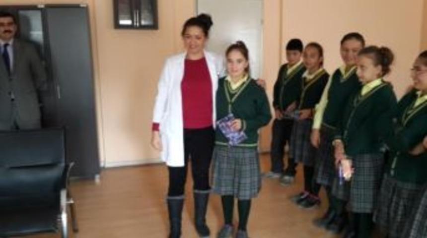 &Ouml;d&uuml;ll&uuml; komposizyon yarışması hediyeleri dağıtıldı