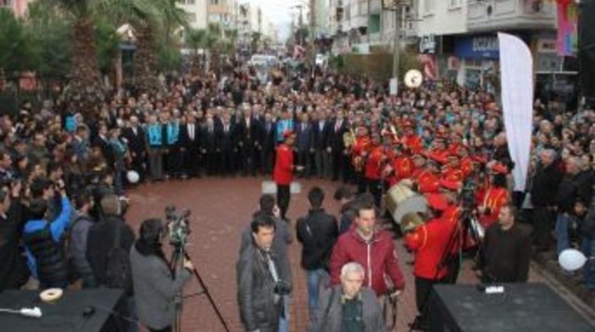 3. Akhisar Alışveriş Festivali Başladı