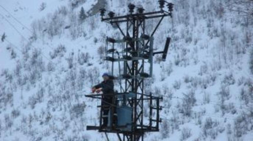 Vedaş Arıza Ekipleri İş Başında