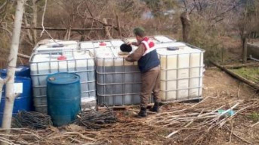 Jandarmadan Ka&ccedil;ak Mazot Operasyonu