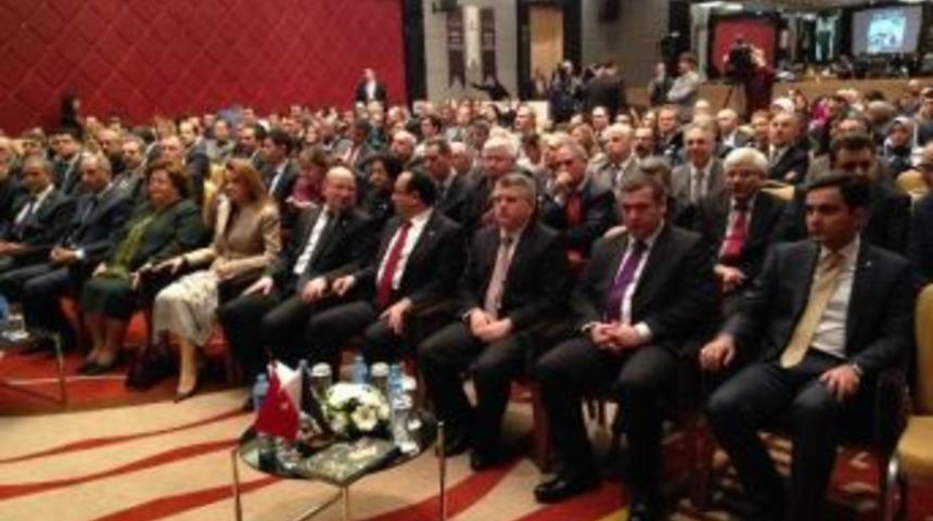 Yılın İl Belediye Başkanı Aynı Zamanda T&uuml;rkiye&rsquo;ninde En Gen&ccedil; İl Belediye Başkanı &Uuml;nvanının Sahibi